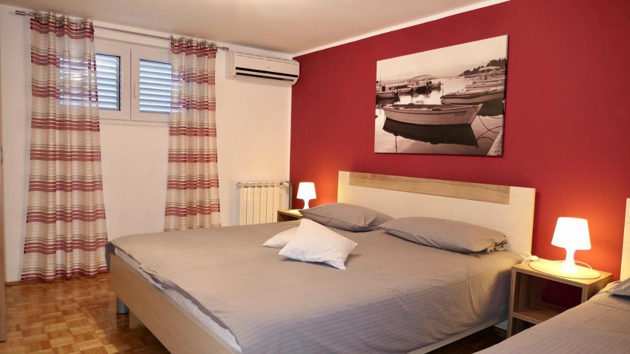 Apartments Villa Agatha Светі Филип-і-Яков Екстер'єр фото