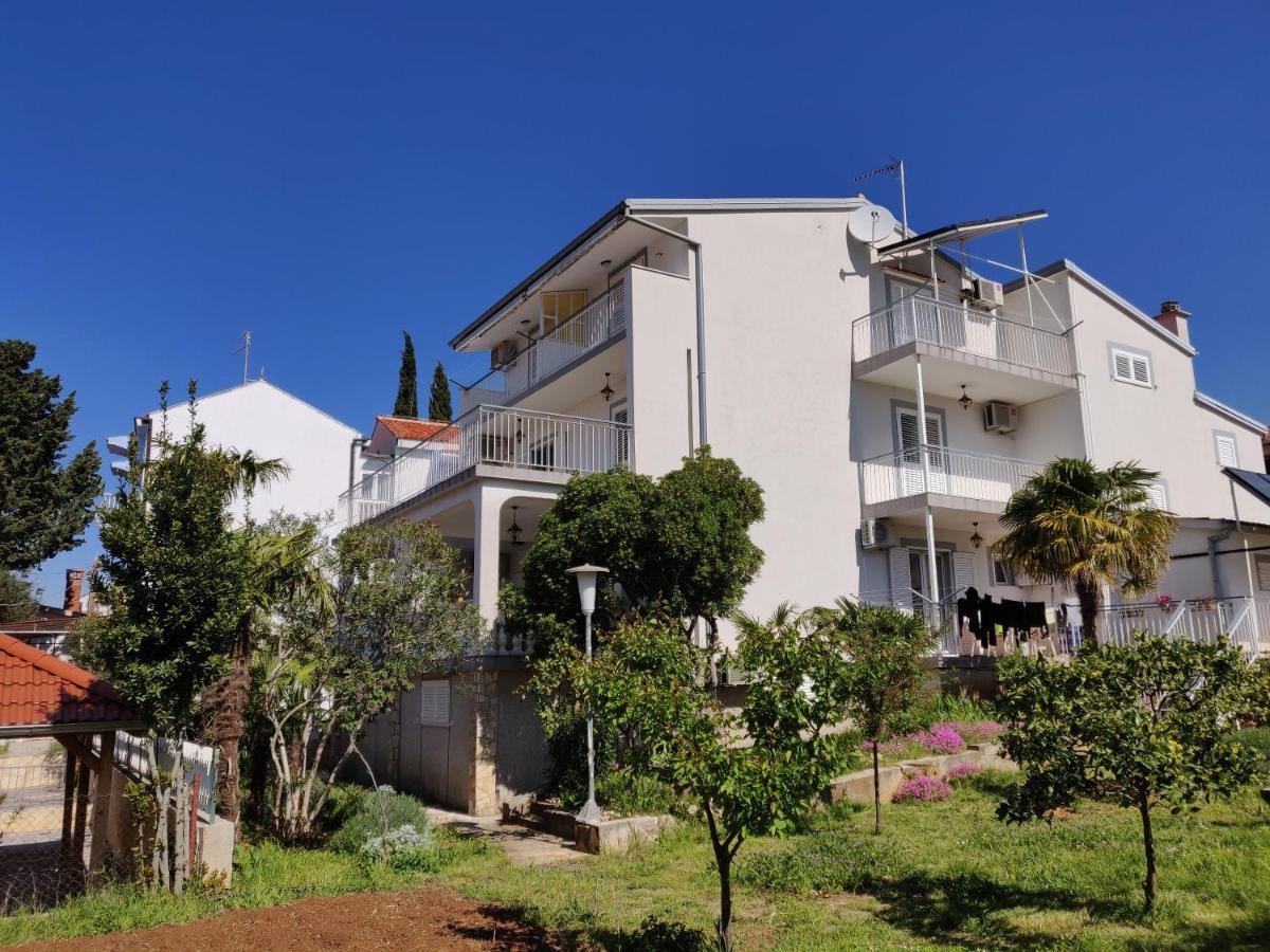 Apartments Villa Agatha Светі Филип-і-Яков Екстер'єр фото